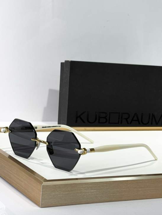 Picture of Kuboraum Sunglasses _SKUfw70683253fw